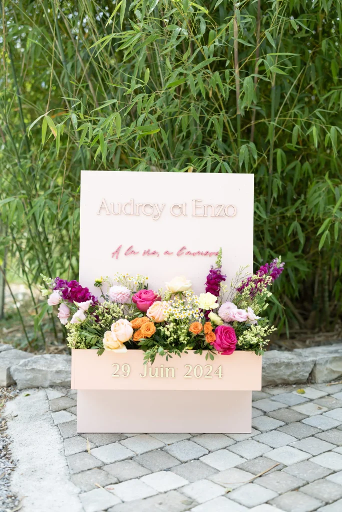 panneau d'accueil en provence - Mariage au Mas des Cinq Fontaines
