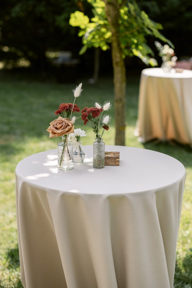 mange debout mariage